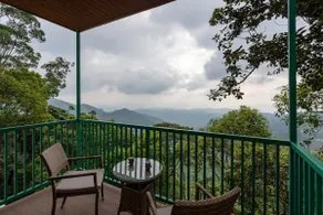 Paradise Valley 4BHKw/Brkfst & Amazing View-Munnar - Image 2