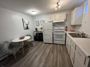 Cozy home away from home - Image 4
