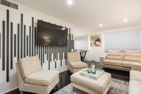 La Cabaña - Modern, Centrally-located home w/King - Image 4