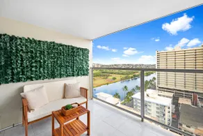 18th flr Waikiki Chic-Aesthetic Studio - Image 2