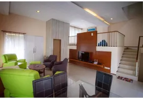 AXL Villa Forest Hills Dago Bandung Warm Pool - Image 4