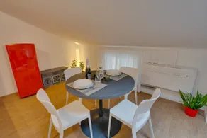 [Attic-Theatre 5 Min Car]A/C Free Parking - WiFi - Image 4