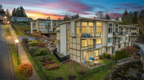 The Sound Landing w/ Beach Access & Theater Room! - Image 4