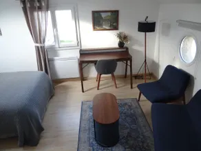 Maisonette de ville near train station - Image 3