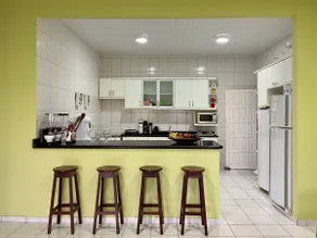 Beach House - Image 5