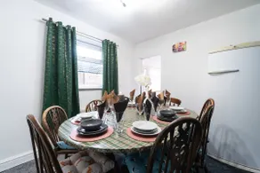 Homey 5 Bedrooms 9 Beds-Contractors - Leisure-Hull - Image 4