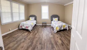 Cozy Dunn home - Sleeps upto 9; great for crew - Image 5