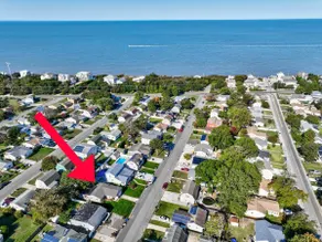 10 Houses to the Beach • Kid-Friendly, New AC - Image 3