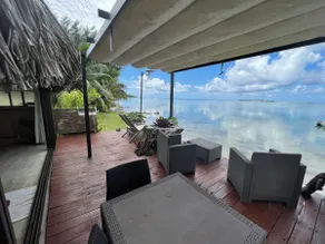 Tahitian bungalow on the beach - Image 2