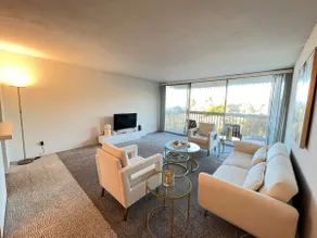 Resort Style Ocean View Condo In Palos Verdes - Image 4