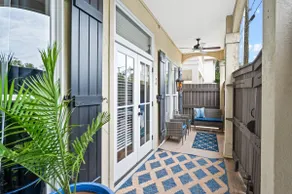 Downtown Camellia Bungalow - Image 3