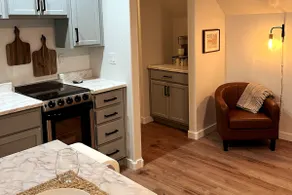 Renovated Condo - Ideal Location - Image 5