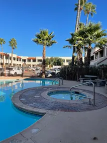 Desert stay w/ pool near UofA Tucson - Image 2