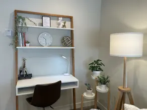Newly Renovate Modern Unit Hosted by Leaux & Bloom - Image 3