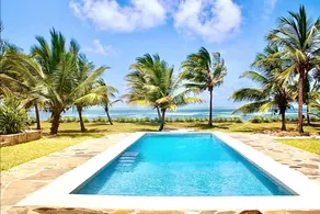 Luxury Ahadi Beachfront Villa Pool & Beach Access - Image 3
