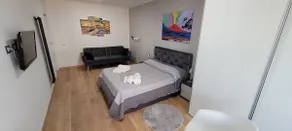 Luxury Apartment 23 - Image 3
