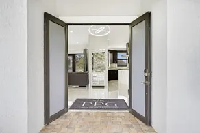 NEW Fort Lauderdale Paradise Getaway! - Image 4