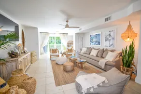 New Listing! Tropical Oasis at the Mariners Club! - Image 2