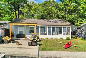 Lakefront Cottage with Sunset Views - Image 2