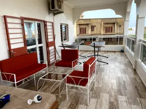 4-Person Apartment with Private Pool - Image 4