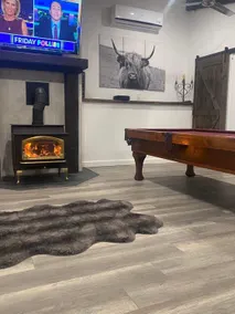 Lovely brand new 2 bed w/pool table fireplace - Image 4
