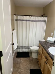 2bd basement apartment w/hot tub - Image 5