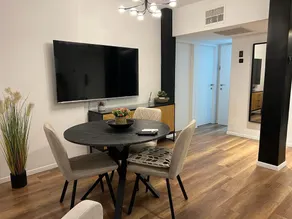 Dnine7 Boutique Apartment - Image 4