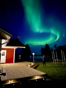 Private & very quiet. Northern Lights directly at the entrance. - Image 2
