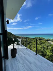 Oceanview Luxe Penthouse Suite + Infinity Pool - Image 5