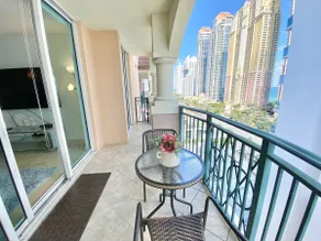 2br/2ba The Sarah Lucy and King David! - Image 3