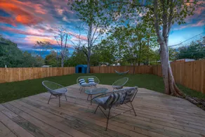 Stylish Home: w/ Private Hot Tub, King Beds & Deck - Image 3