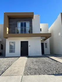 Luke's House in Gated Community - Image 4