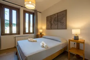 Exclusive penthouse with 360° view of Rome - Image 3