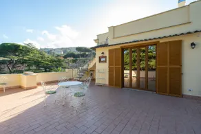 Exclusive penthouse with 360° view of Rome - Image 2