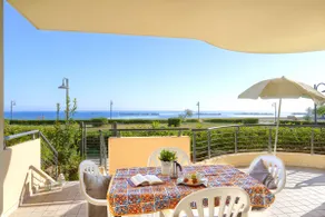 Roseto Degli Abruzzi Apartment - Image 3