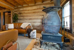 The Cabin at Charleville - Image 3