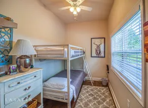 Guest Cottage in the Ozarks - Image 4