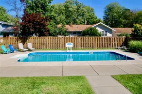 Madison on the Lake Home with Lake Erie views & Pool in Wine Country! - Image 3