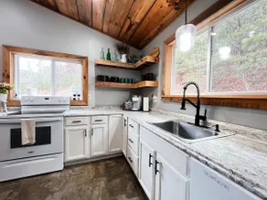 The Wildrock Cottage - Image 3