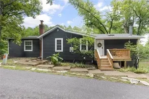 Entire House in House Springs - Image 2