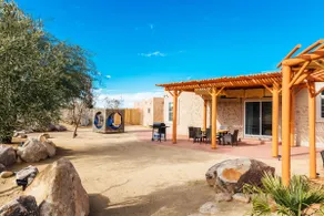 Near Joshua Tree National Park! Spa & Pool - Image 5