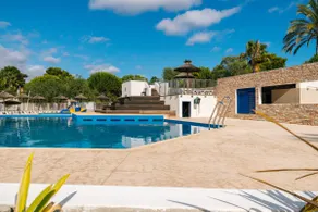 Mobile home 3 bedrooms, air conditioning, TV - Image 3