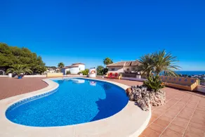 Sunny ground-floor flat nearby La Fustera beach - Image 2