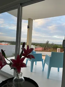 Quiet happy place with a view - Image 3