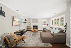 Peaceful 3-BR Mountain View Cottage| Wi-Fi•Parking - Image 3