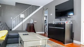 Columbus Getaway | 4BR for Work & Family - Image 4