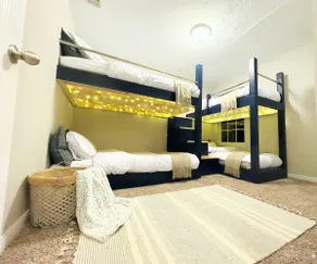 Cozy Home~HotTub~120\" LaserTV - Image 3