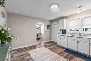 Big 4 Bed Home in Great Neighborhood - Sleeps 8 - Image 4