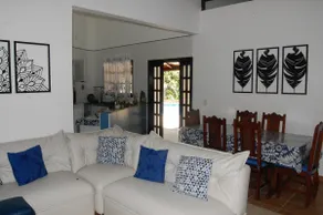 Swimming pool, barbecue grill and fitness center - Image 5