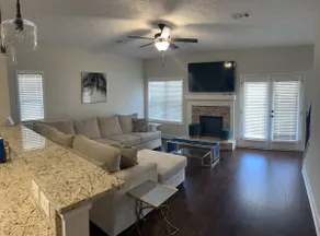 Just Built Brand New Spacious Modern Home! - Image 2